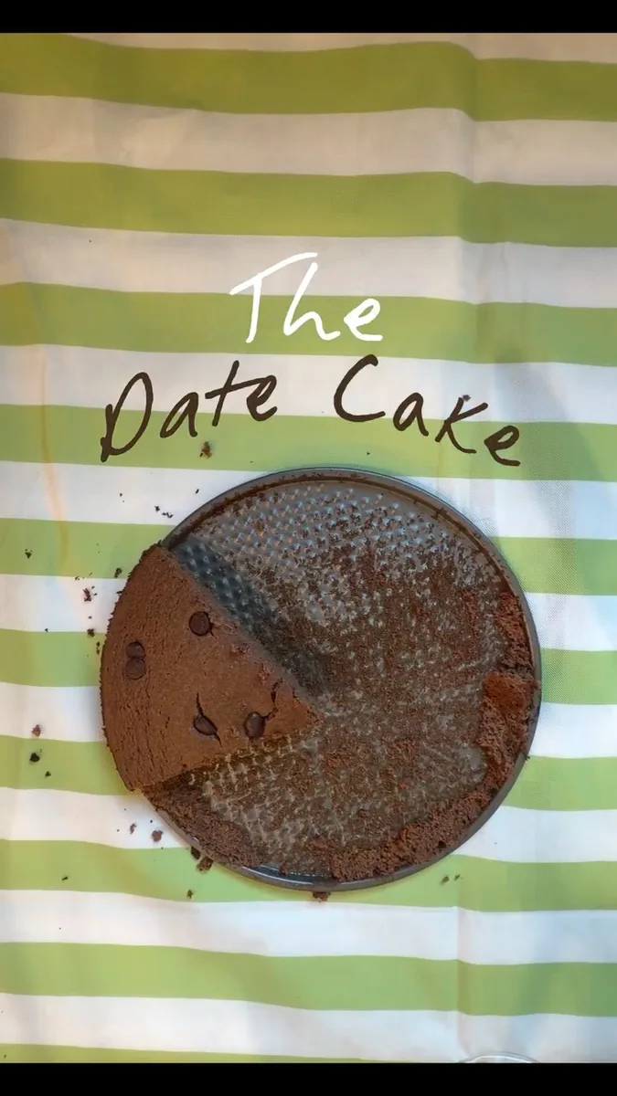 Date-Sweetened Chocolate Oat Cake