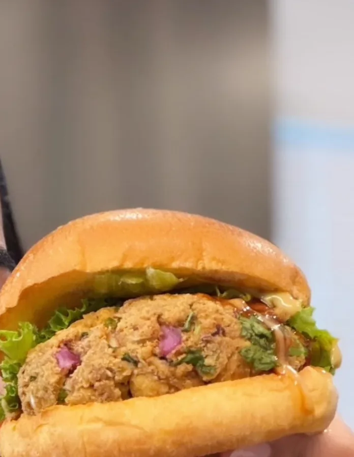 High-Protein Tofu & Kidney Bean Burger Patties